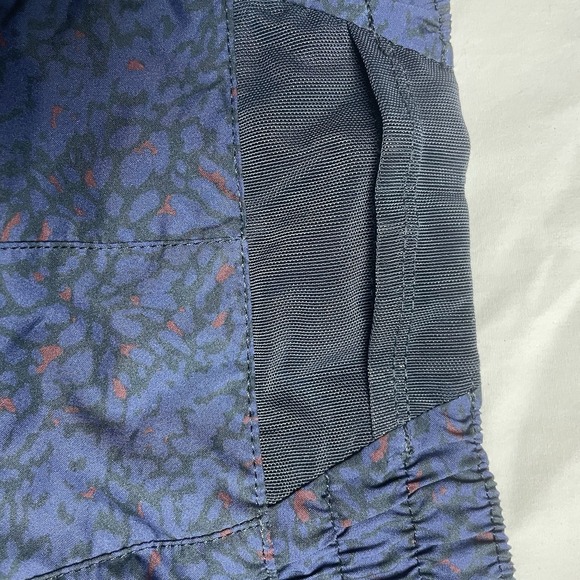 Nike Dri-fit W Lg Short Inner Panty Blue‎ Patterned - Picture 6 of 6